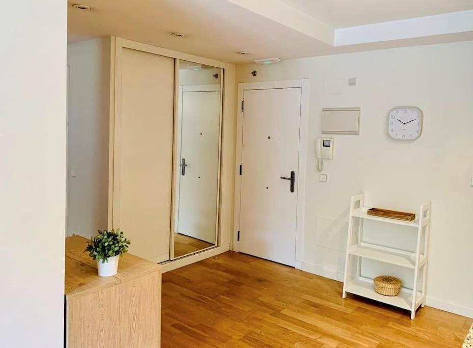 Precioso - Moderno Terraza Y Parking, 2 Hab, 2 Banos, 6-7 Pers - Dispo Abril Y Mayo Llanes Exteriör bild
