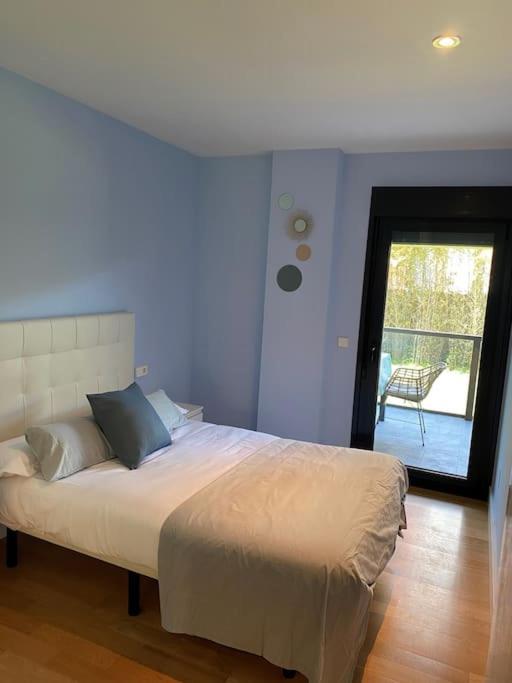 Precioso - Moderno Terraza Y Parking, 2 Hab, 2 Banos, 6-7 Pers - Dispo Abril Y Mayo Llanes Exteriör bild