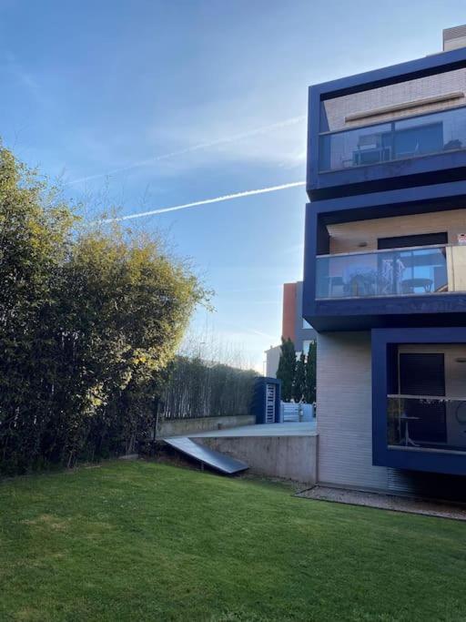 Precioso - Moderno Terraza Y Parking, 2 Hab, 2 Banos, 6-7 Pers - Dispo Abril Y Mayo Llanes Exteriör bild