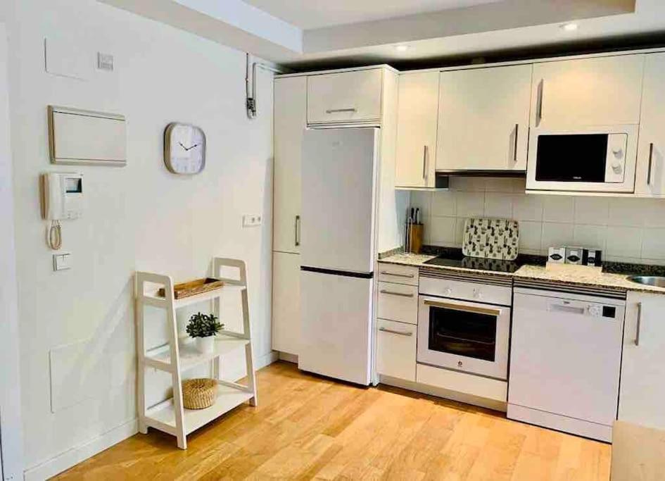 Precioso - Moderno Terraza Y Parking, 2 Hab, 2 Banos, 6-7 Pers - Dispo Abril Y Mayo Llanes Exteriör bild